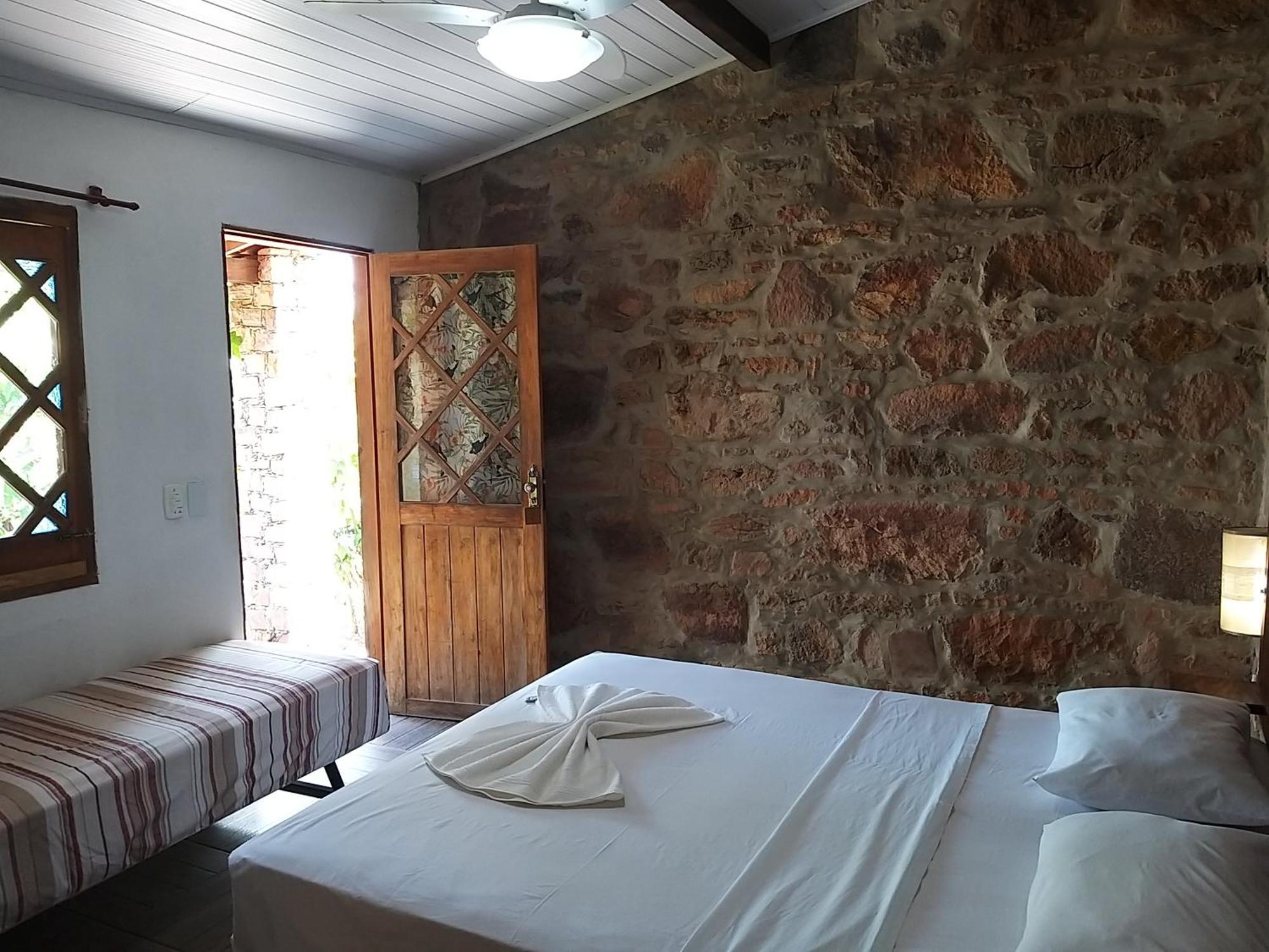 Art Hotel Cristal De Igatu Bilik gambar